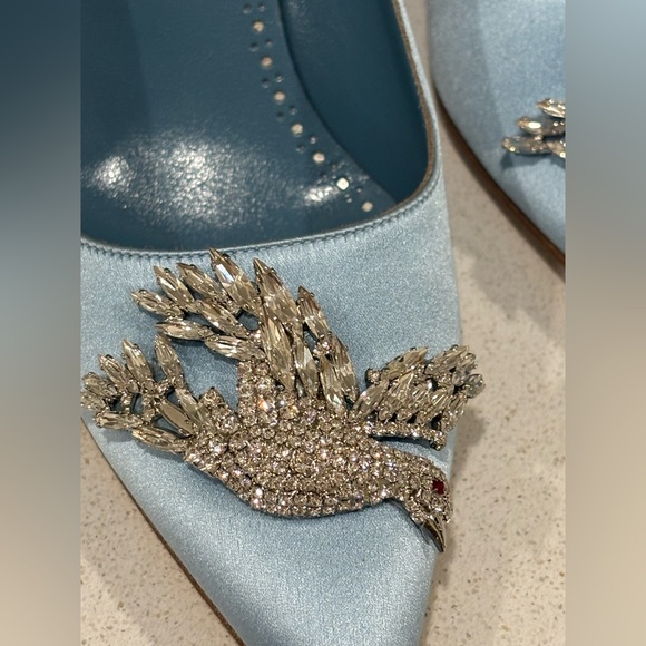 Manolo Blahnik Bluish Grey Satin Hangisi Pumps SZ 37.5 - Picture 8 of 16